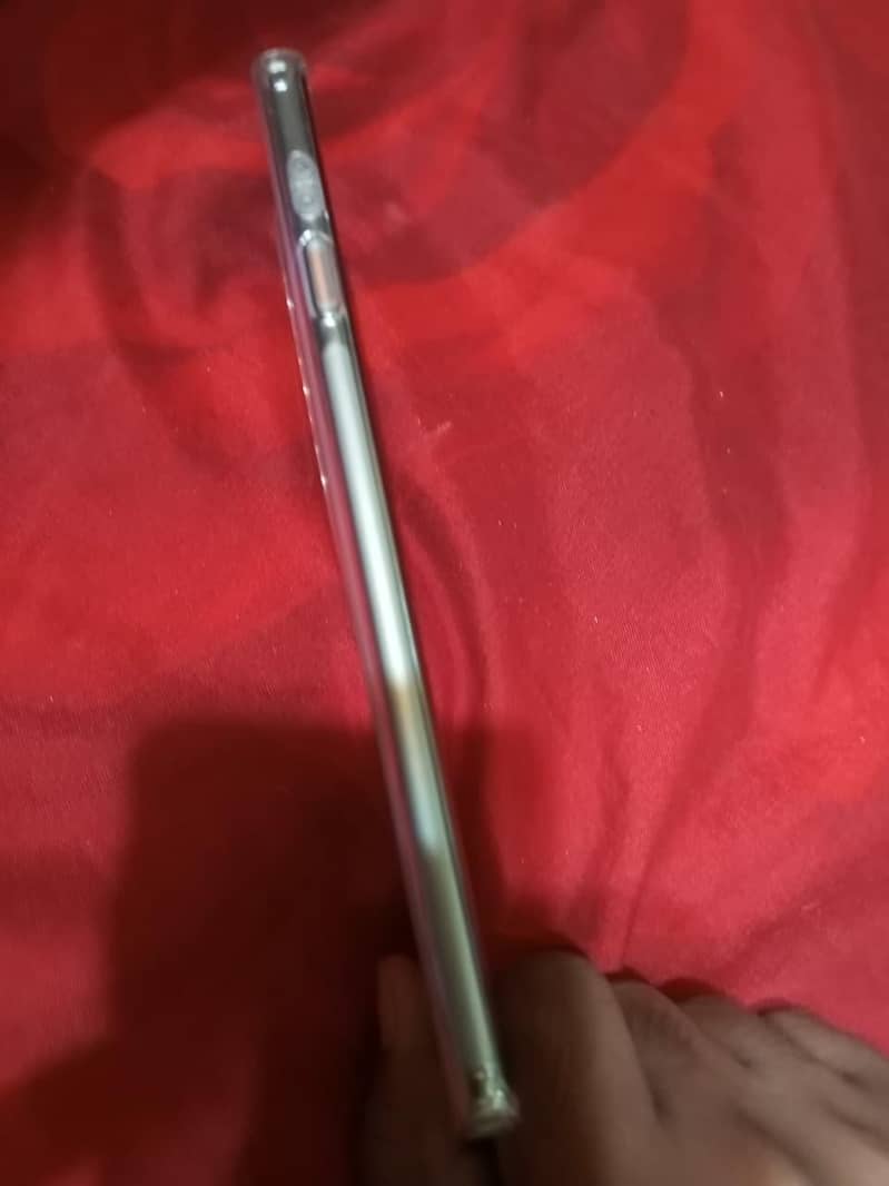 Tecno CAMON 40 Pro 4
