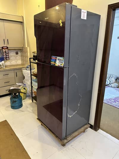 Gree company fridge big size