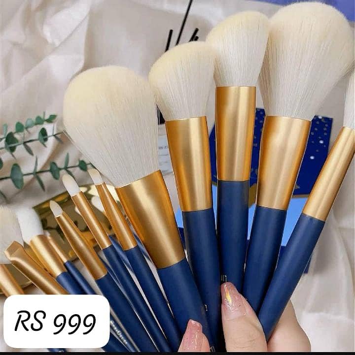 Makeup Things 13