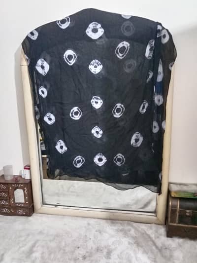 dressing table