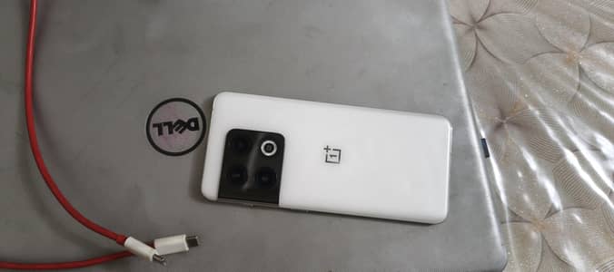 One Plus 10 Pro 512