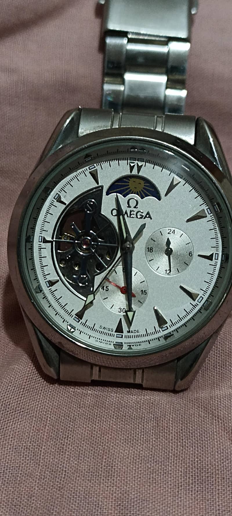Omega Automatic watch 0