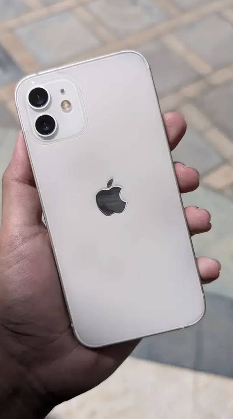 Apple iPhone 12 0