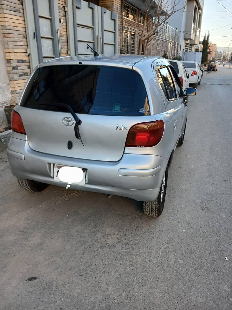 vitz 2003 3