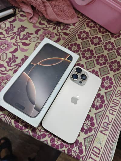 Apple iPhone 16 Pro Max