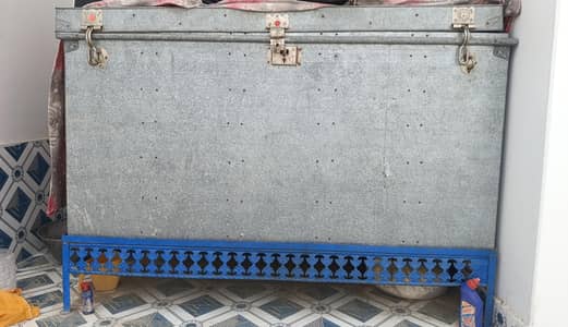 Trunk Peti