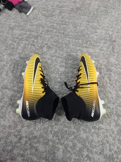 football kit size 7