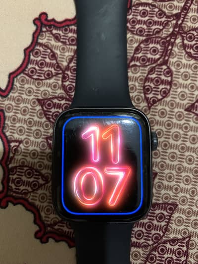 Apple Watch Series 5 32GB | 98% Battery Health | Original charger