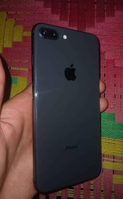 Apple iPhone 8 Plus