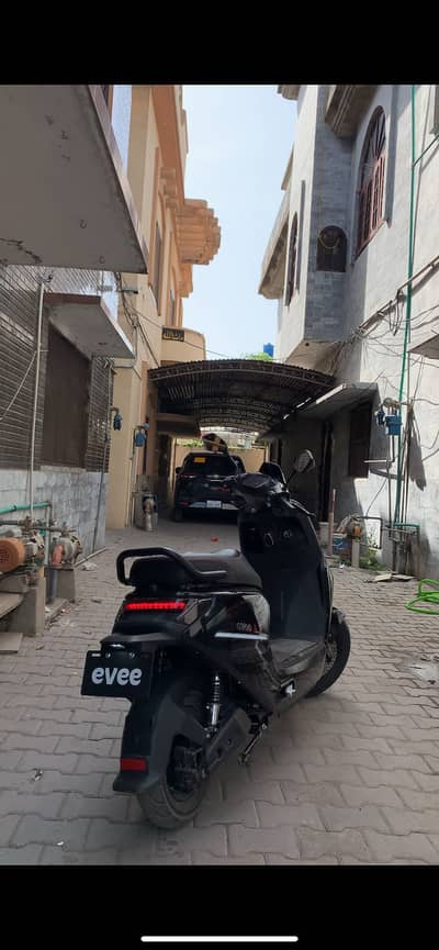 Evee S1 excellent condition
