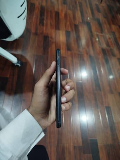 Apple iPhone XR