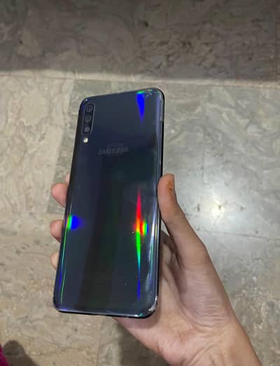 Samsung Galaxy A50 (Non-PTA) | One-Hand Used | Total Genuine