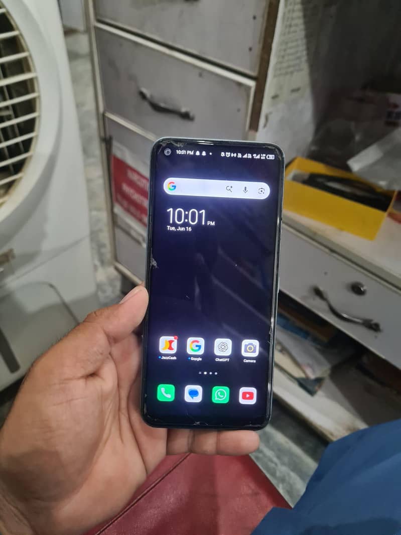Tecno Camon 17 6