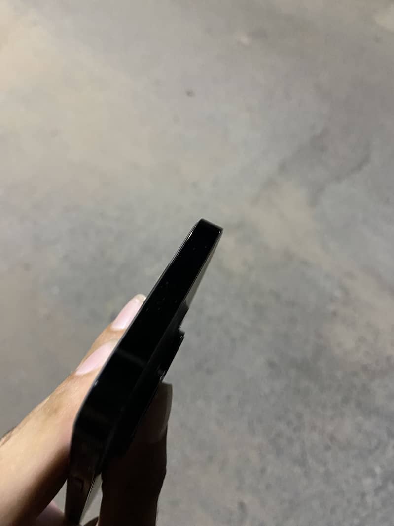 Apple iPhone 14 Pro 4