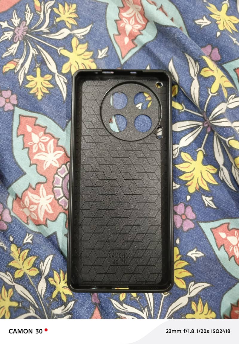Tecno camon 30 5