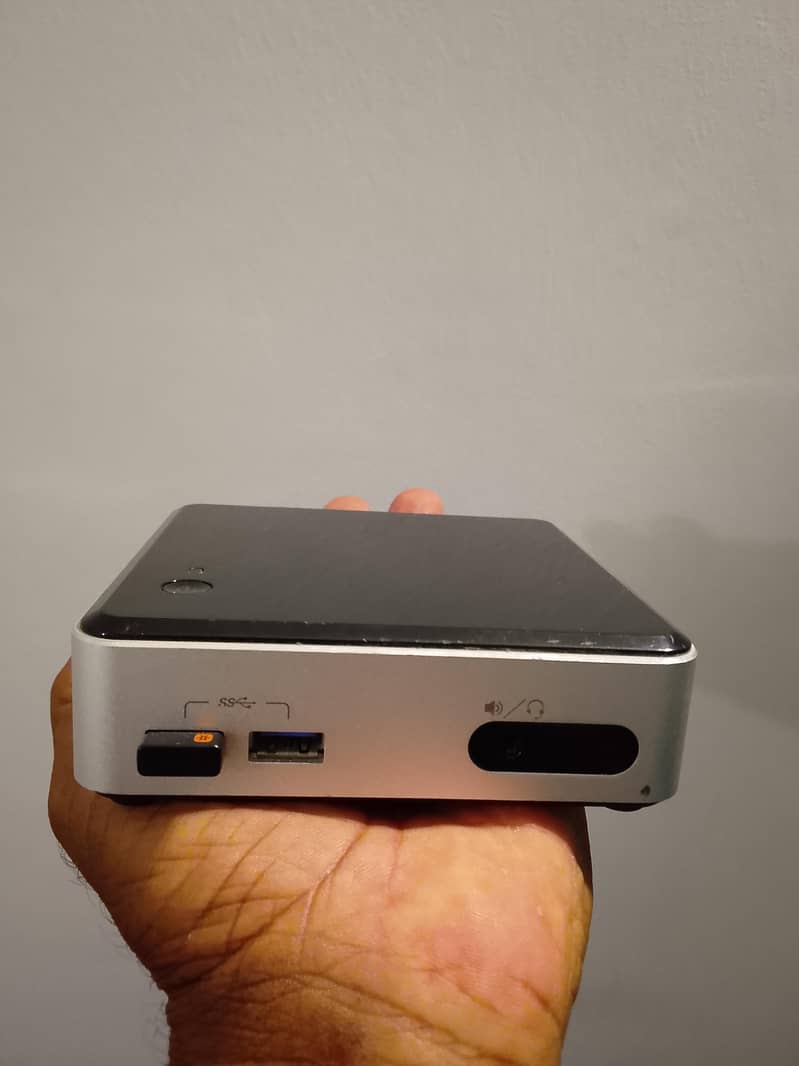 Intel USFF Desktop 4