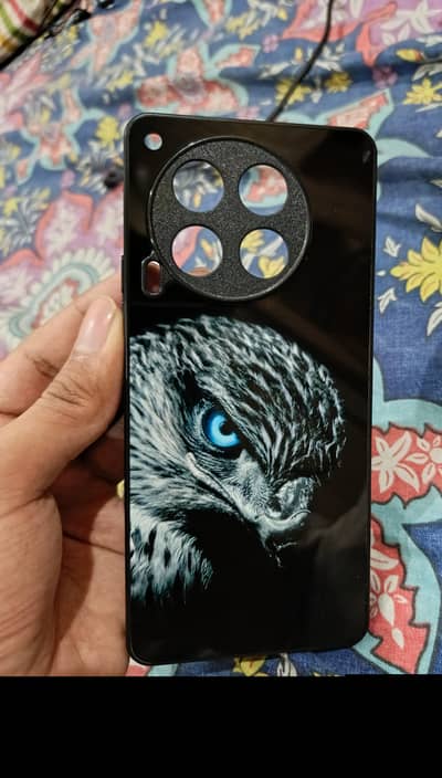 Tecno camon 30