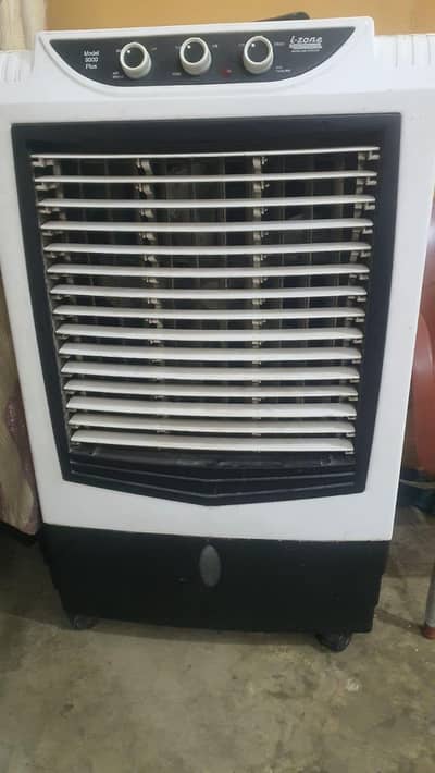 i zone air room coolar best condition like aa new