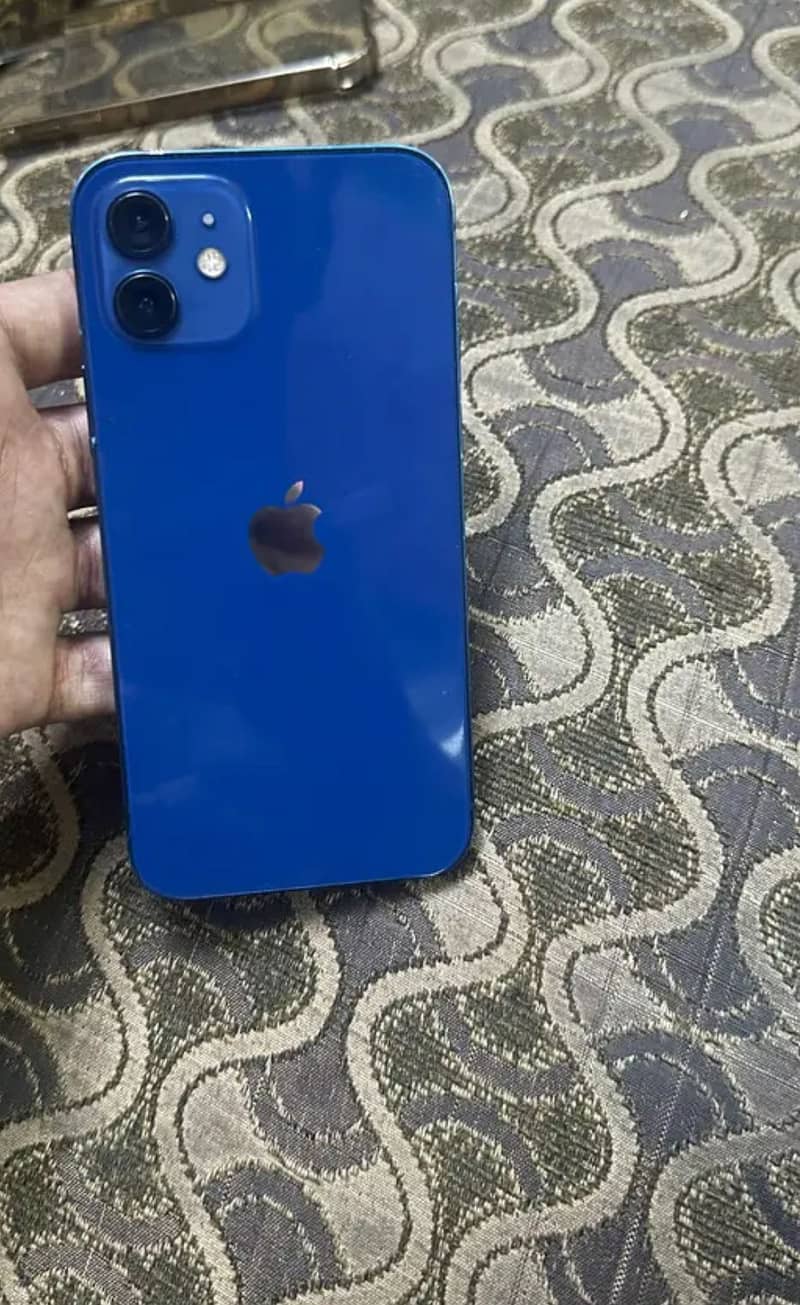 iPhone 12 2