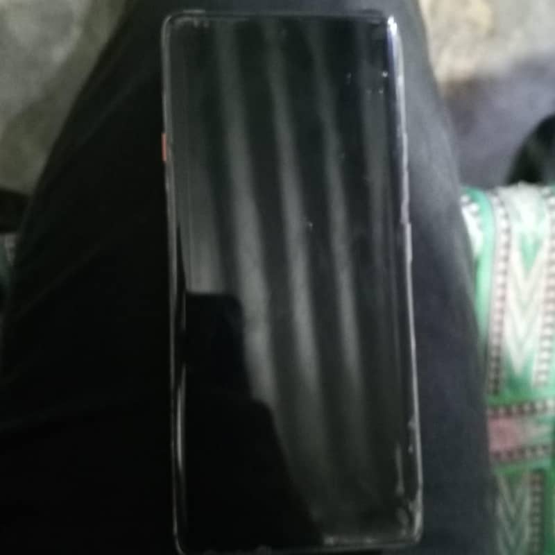 Tecno CAMON 40 Pro 1