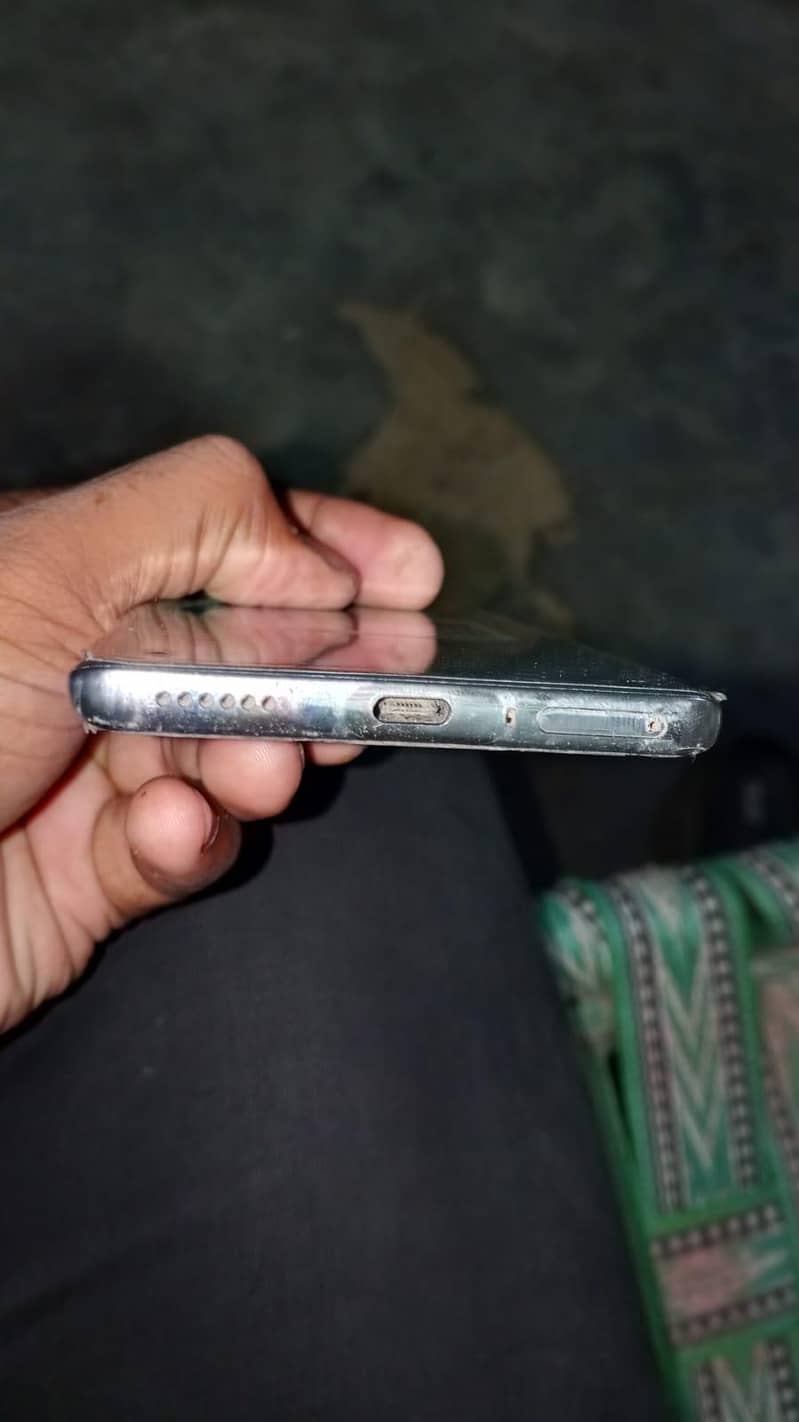 Tecno CAMON 40 Pro 3