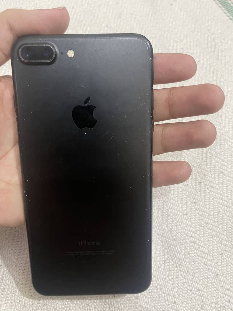 Apple iPhone 7 Plus 1