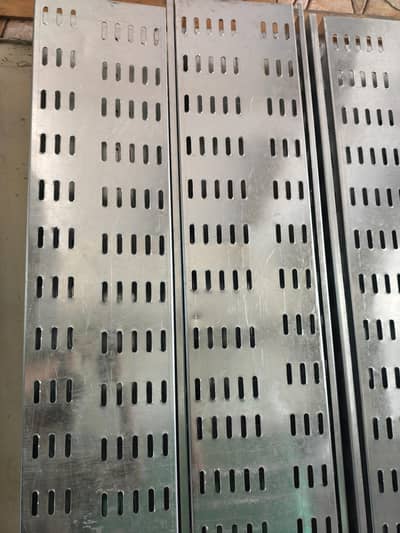 Cable tray / ladder tray
