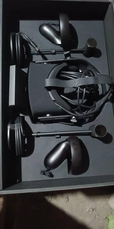 Oculus Rift CV1 VR headset set