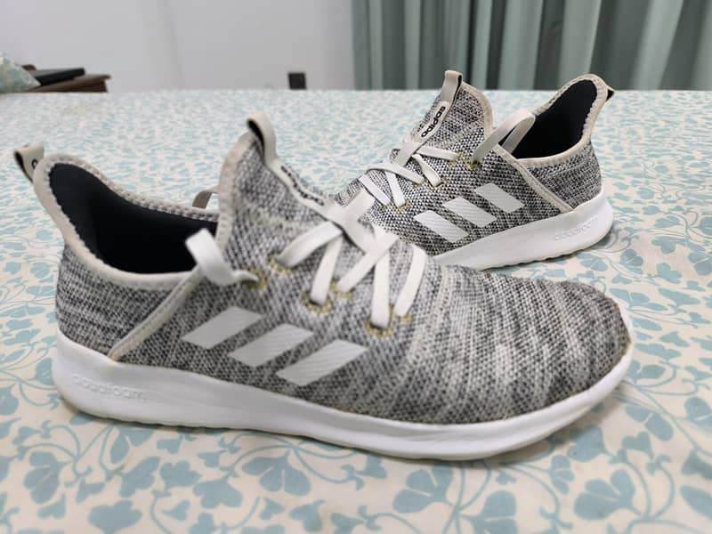 Adidas Cloud foam 0