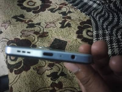OPPO A60