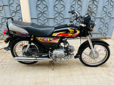 Supreme 70CC MOTORCYCLE FOR SALE (Orangi Town