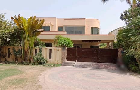 Spacious House Is Available For sale In Ideal Location Of DHA Phase 1