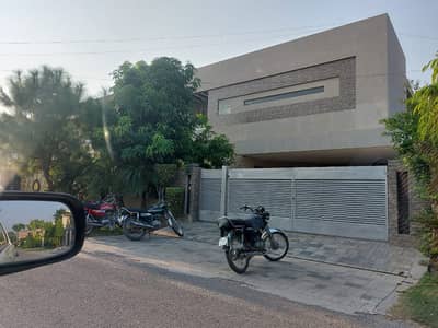 20-Marla Luxury Bungalow For Sale At Prime Location Of DHA Lahore Near To Park, Masjid And Commercial Market.
