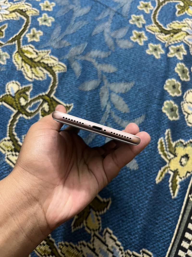 Apple iPhone 8 Plus 2