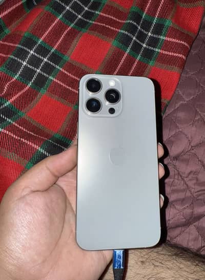 Apple iPhone 15 Pro Max Factory Unlock