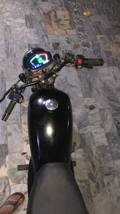 Suzuki GS 150 modified