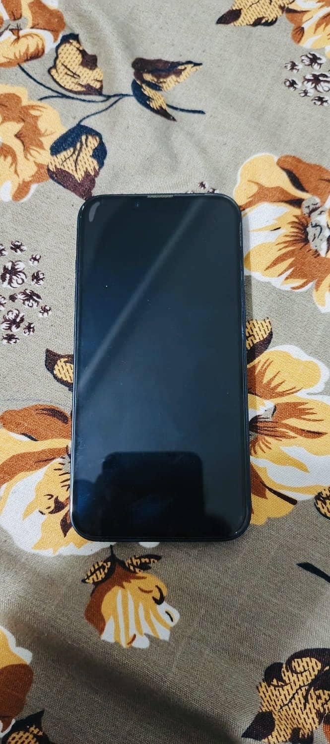 Apple iPhone 14 3
