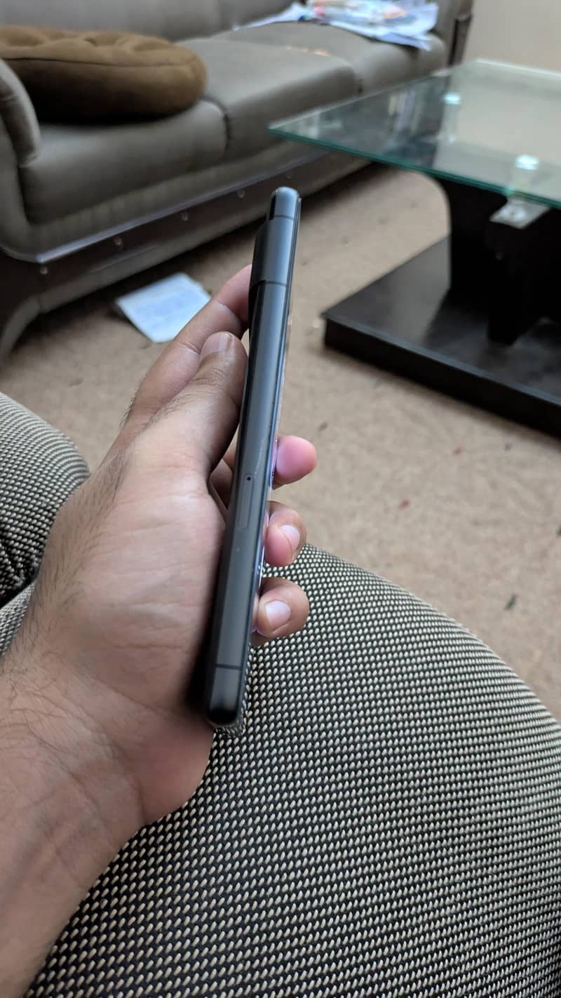 Google Pixel 7 4