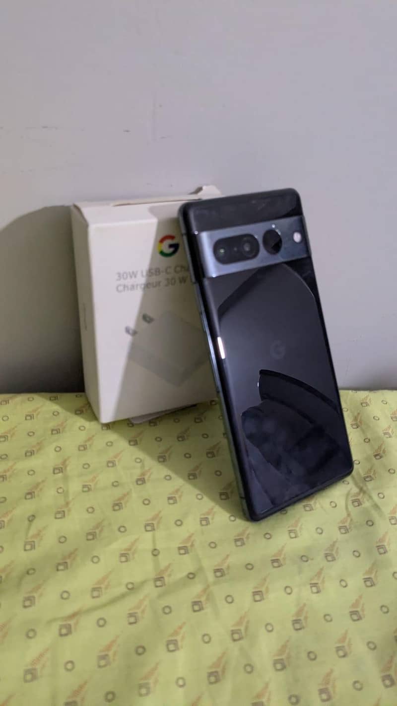 Google Pixel 7 Pro PTA approved with Google charger 7