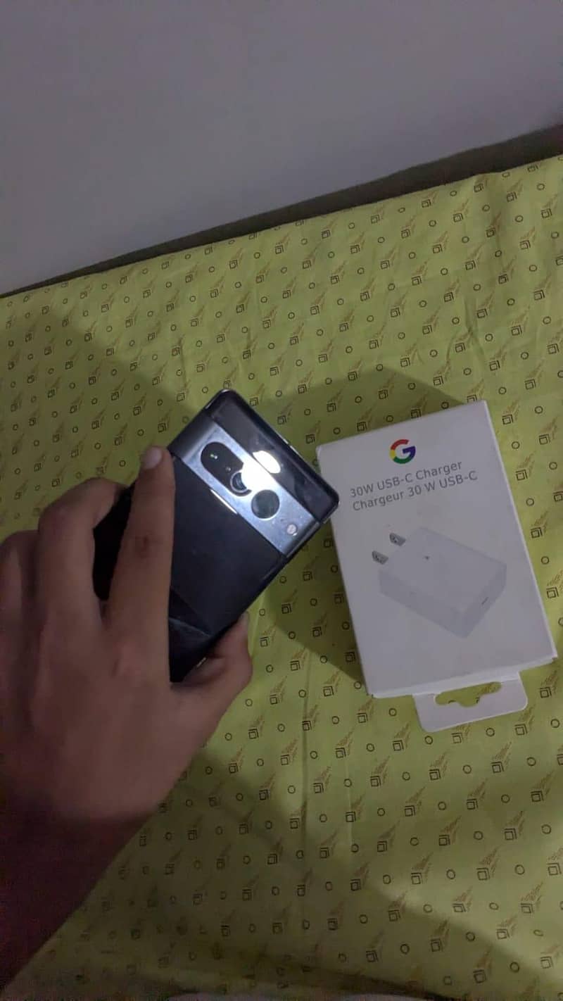 Google Pixel 7 Pro PTA approved with Google charger 9