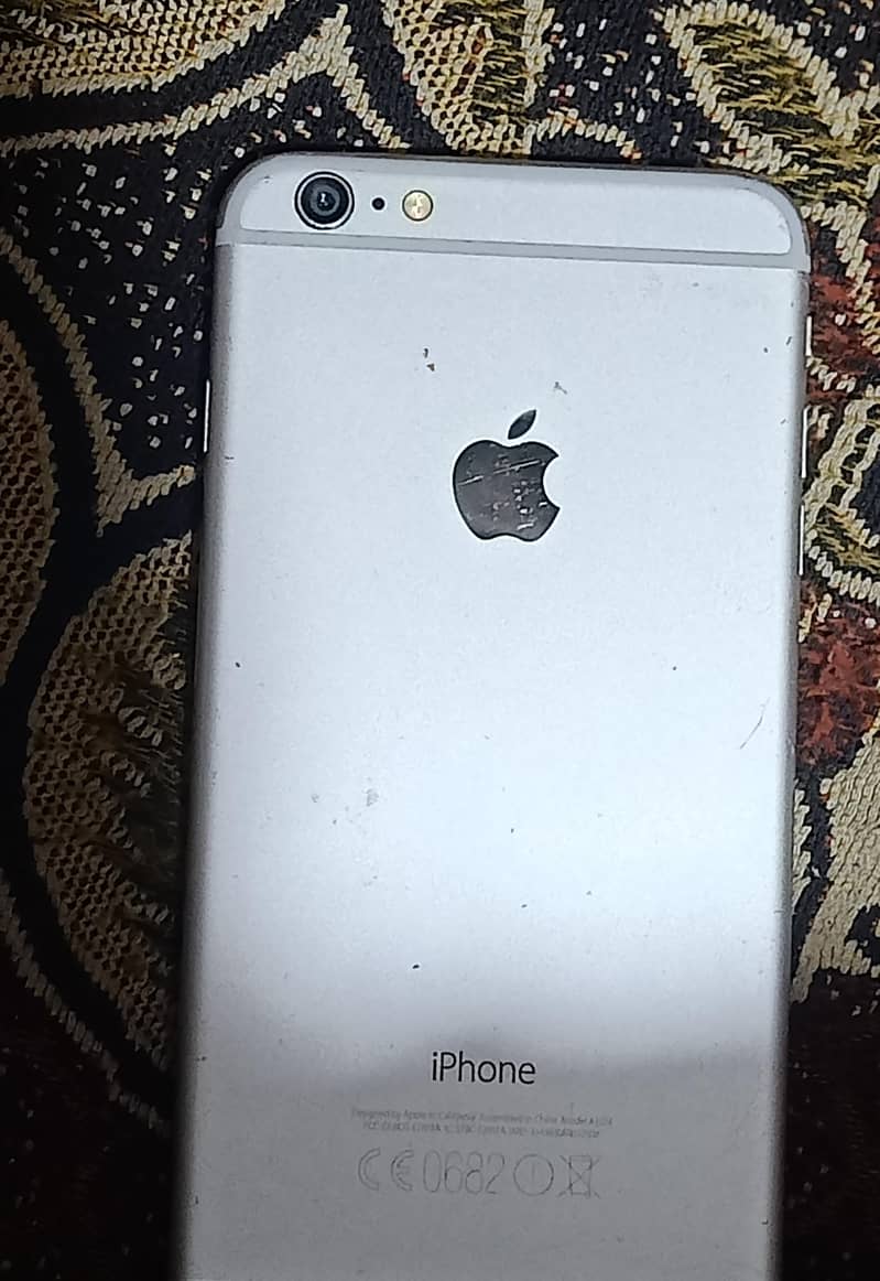 Apple iPhone 6 Plus 2