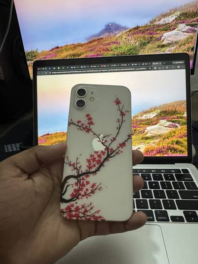 Apple iPhone 12