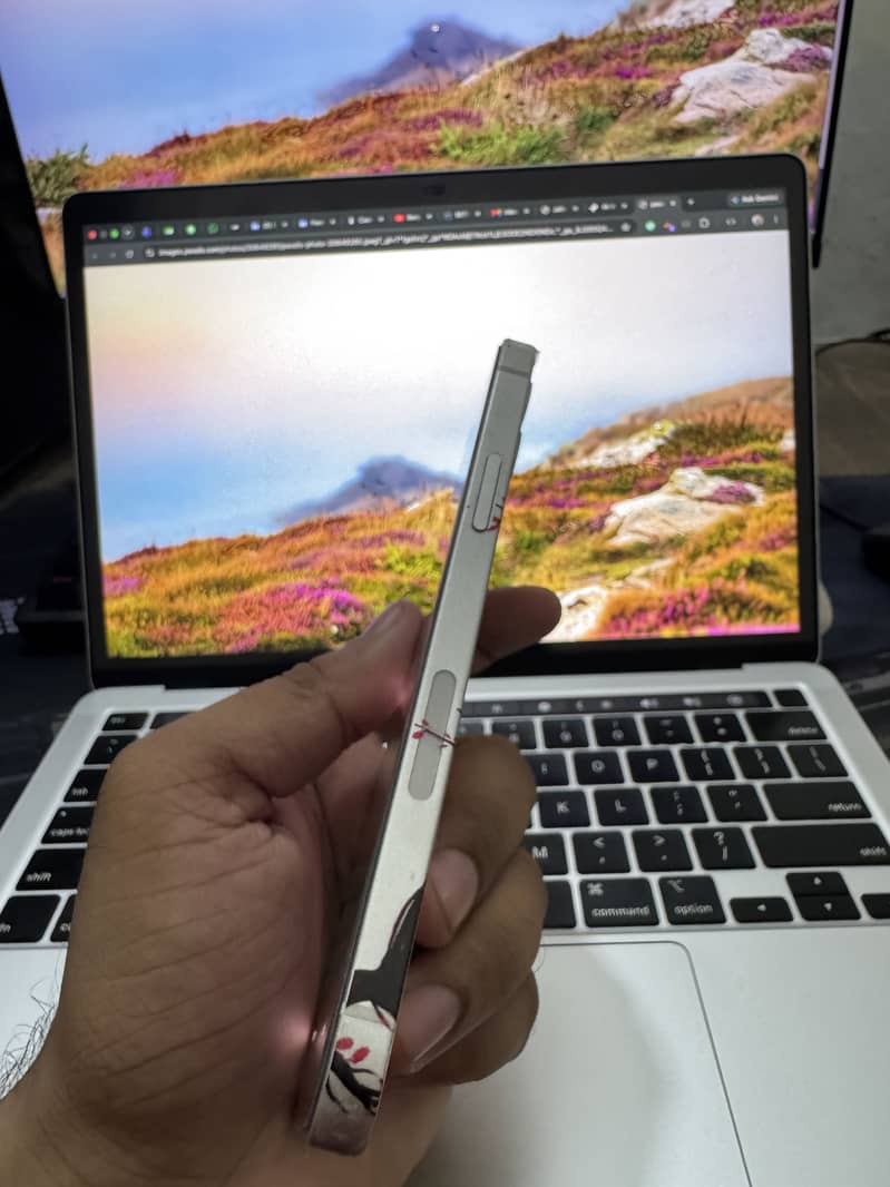 Apple iPhone 12 2
