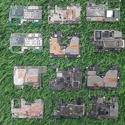 Dead Mobiles and motherboard sale kry