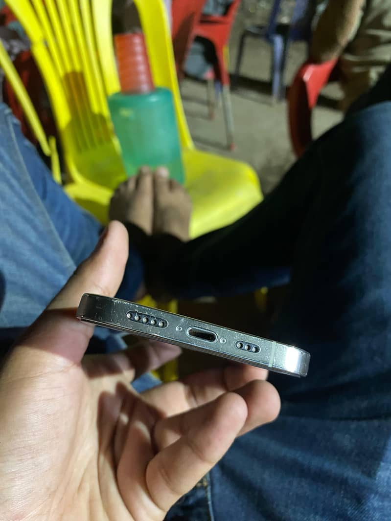 iPhone 12 Pro 1