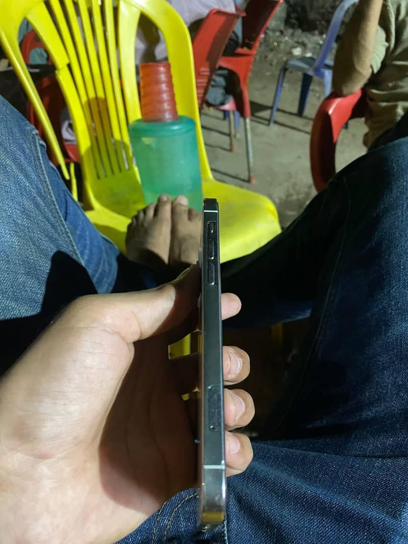 iPhone 12 Pro 2