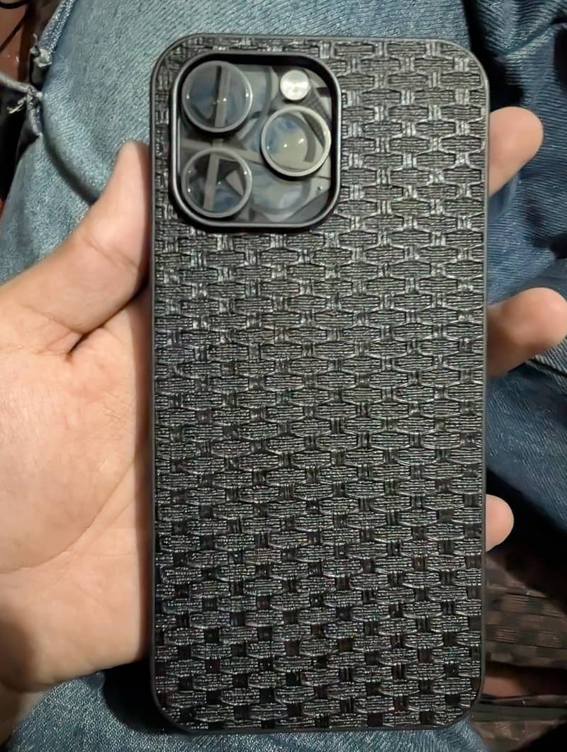 iPhone 15 Pro Max 7