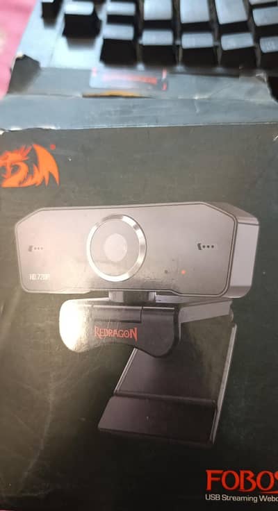 REDRAGON FOBOS HD WEBCAM (slightly used). INBUILT MIC.