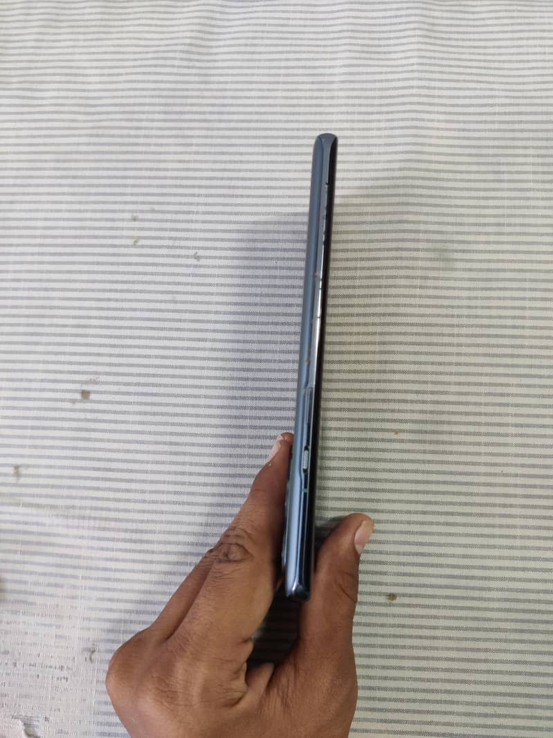 One Plus 9 Pro 3