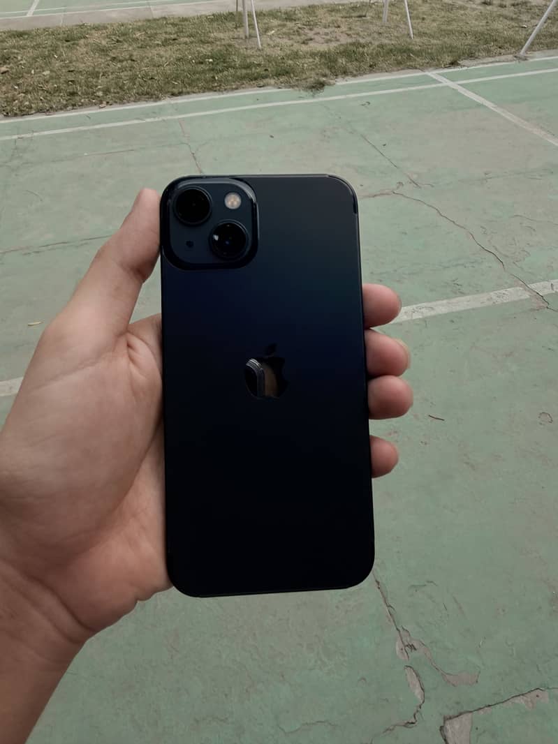 Apple iPhone 13 3